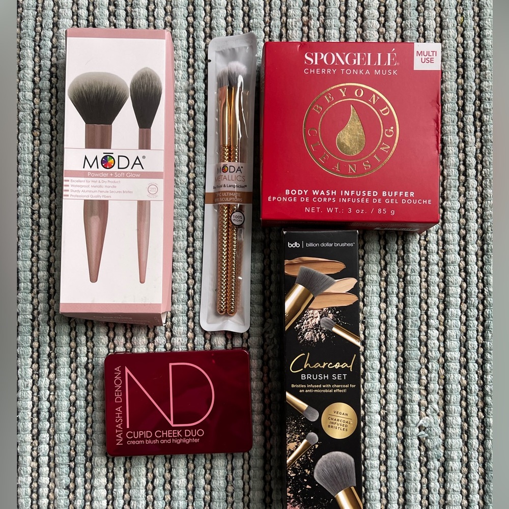 Assortment of items